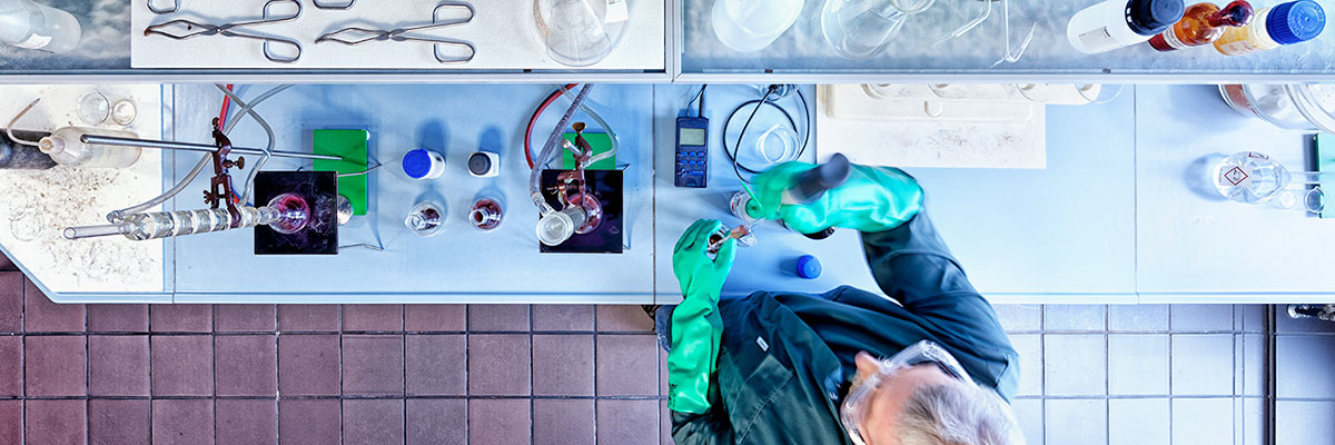 Bilstein_Laboratory_Service_1200x400px_Labor